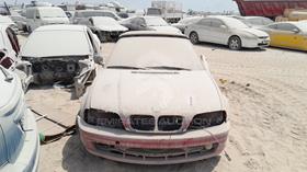 بي ام دبليو 330 2003 — الزاوية الأمامية بالكامل — صورة 1 — صورة مصغرة