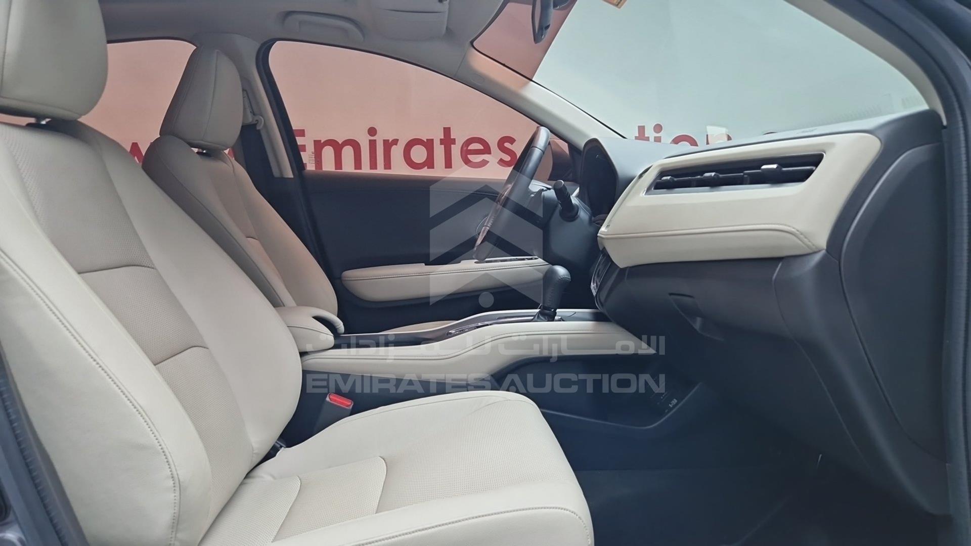 2021 HONDA HRV VIN: MRJRU5872MP010775