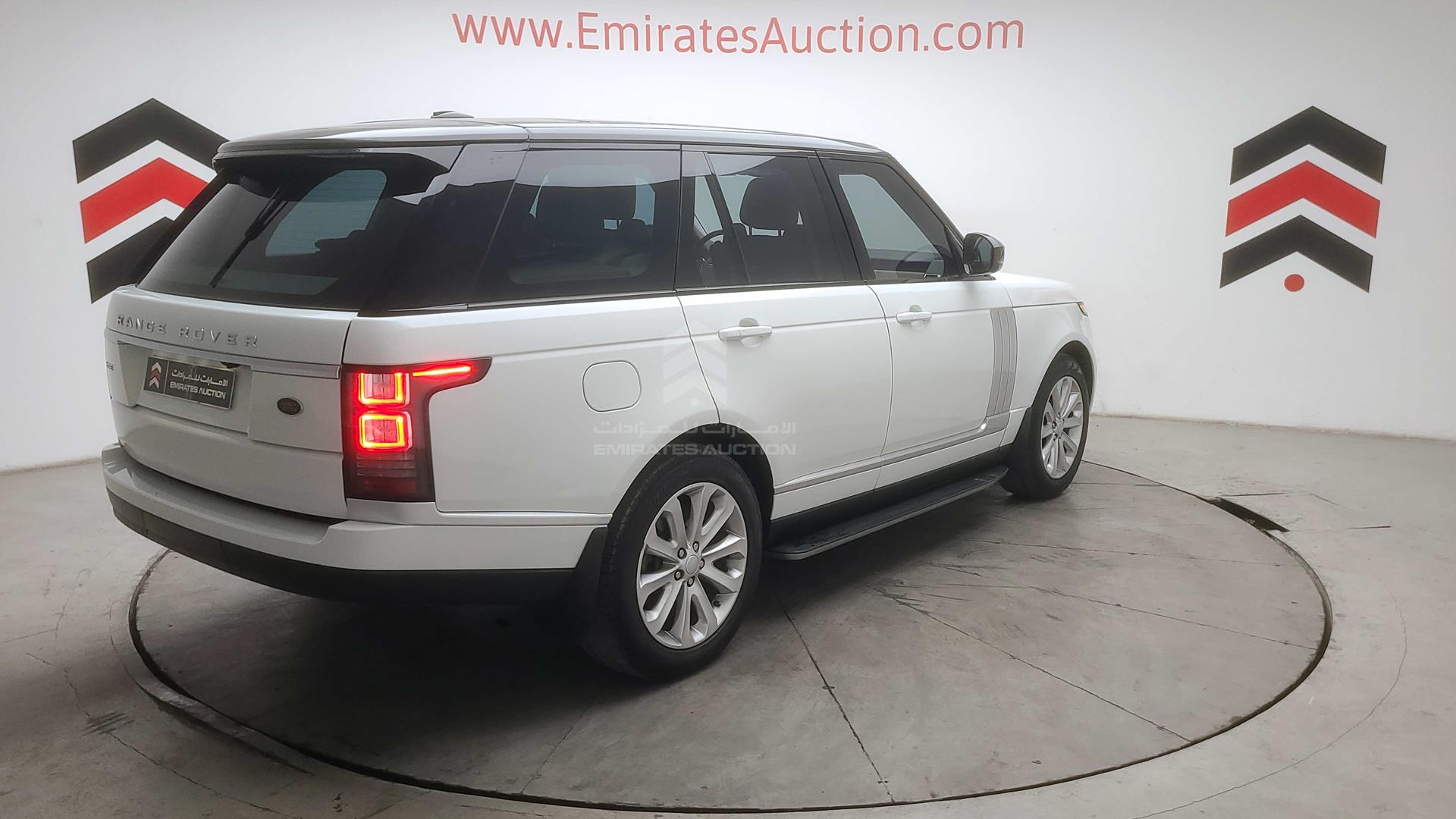 2016 RANGE ROVER HSE VIN: SALGA2DF2GA309276