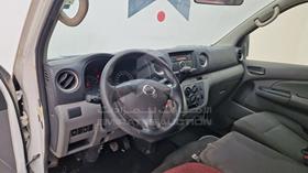 2018 Nissan Urvan — Front Left Driver Dashboard View — Photo 6 — Thumbnail