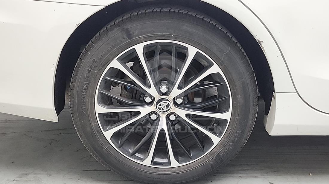 2016 Toyota Camry — Rear Right Tyre — Photo 30