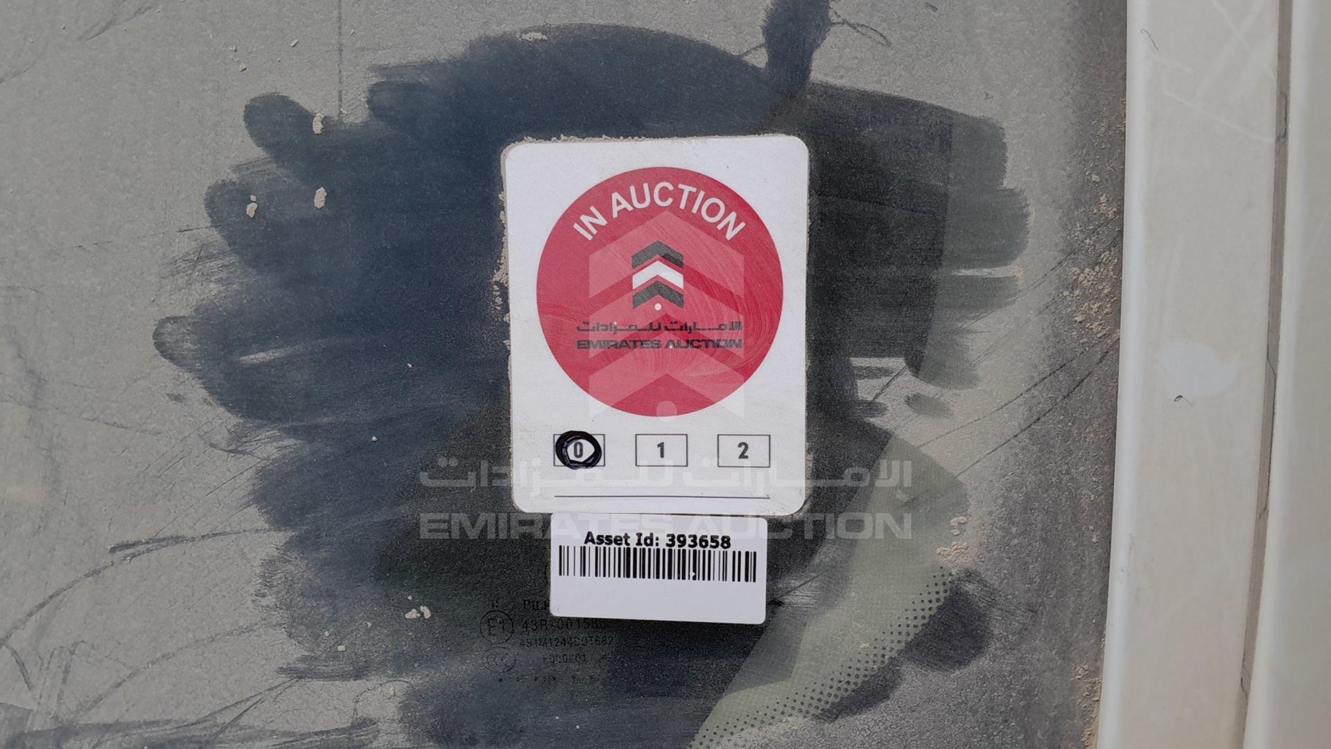 0 BMW 520 I VIN: WBA5A3101ED004865