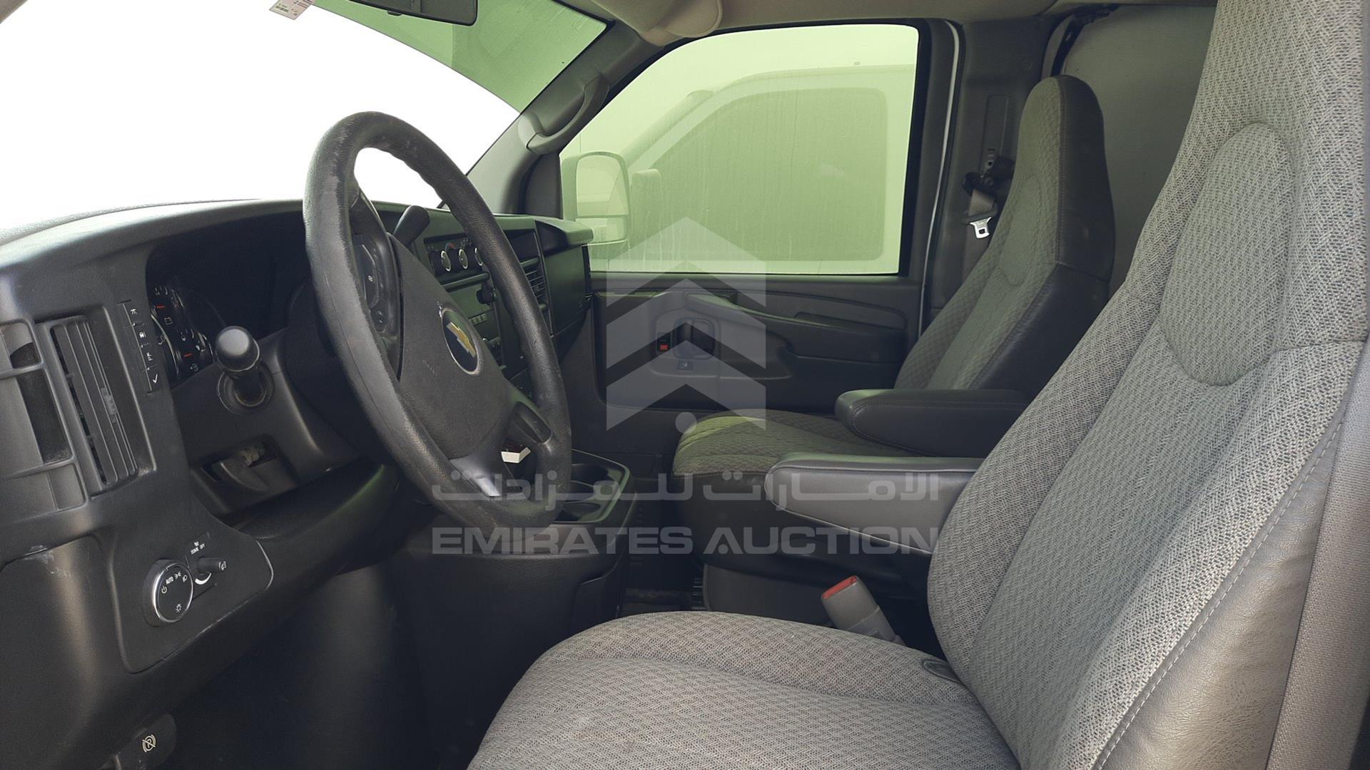 2009 CHEVROLET EXPRESS VIN: 1GCHG39KX91137653