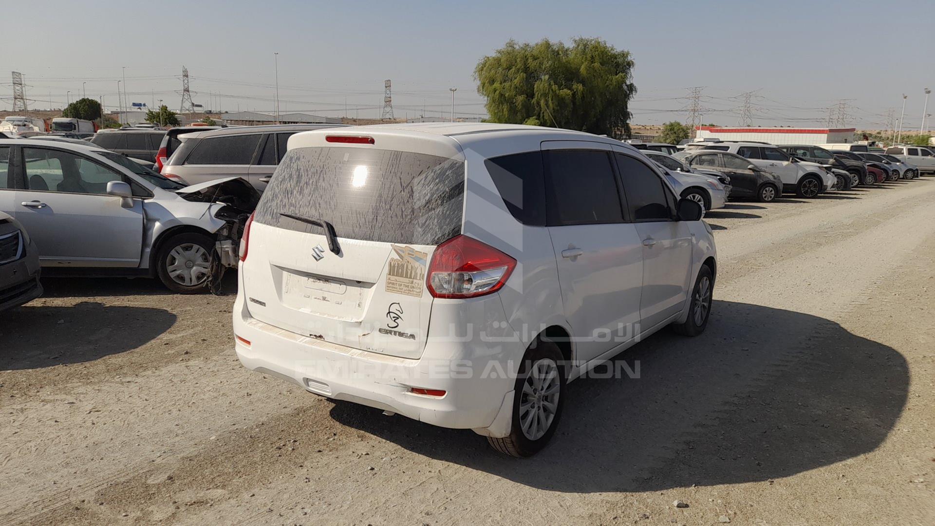 2015 SUZUKI ERTIGA VIN: MA3ZE8A17F0262716