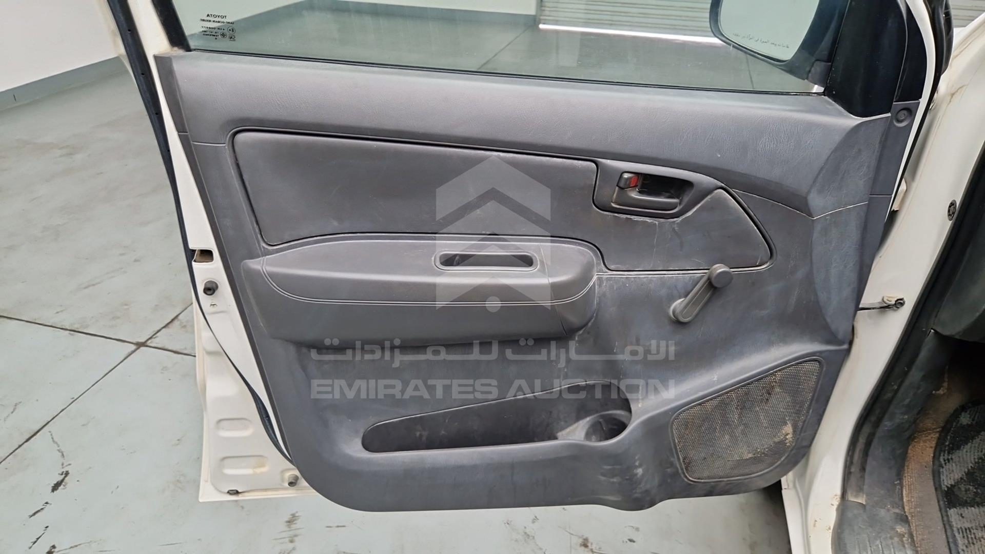 2015 TOYOTA HILUX VIN: MR0EX12G5F2354399