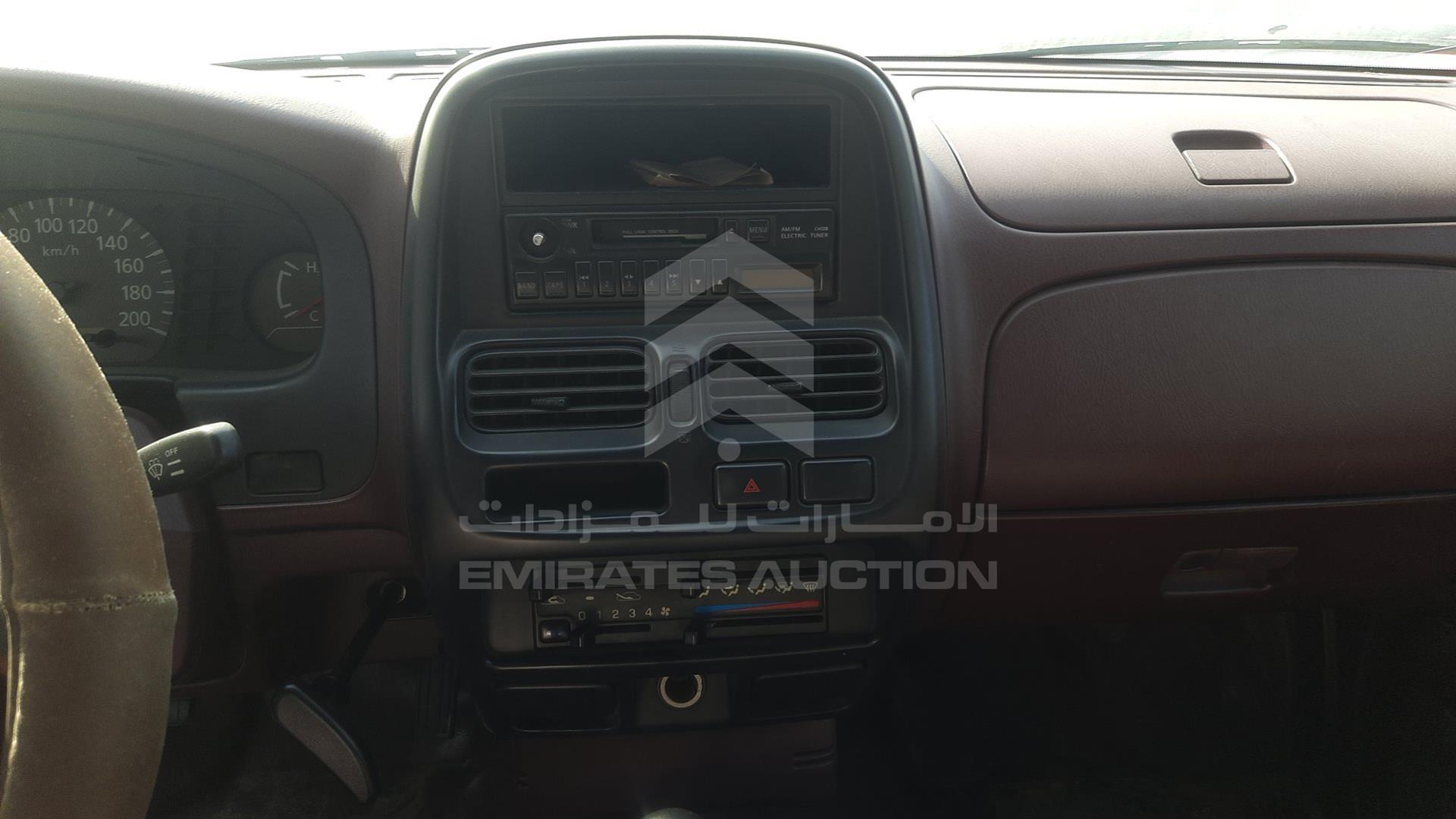2007 NISSAN 2400 VIN: JN6DD23S07X216038