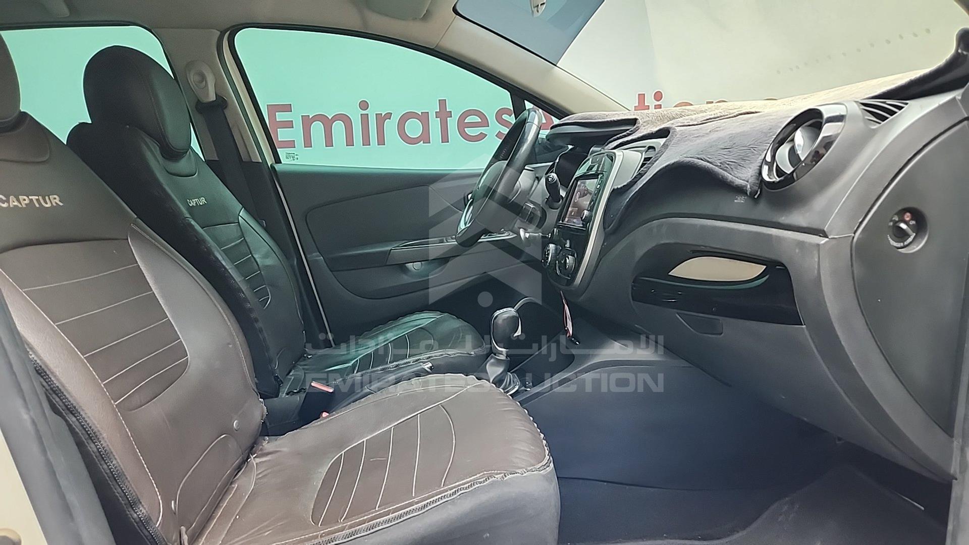 2017 RENAULT CAPTUR VIN: VF12RRJR2HW536603