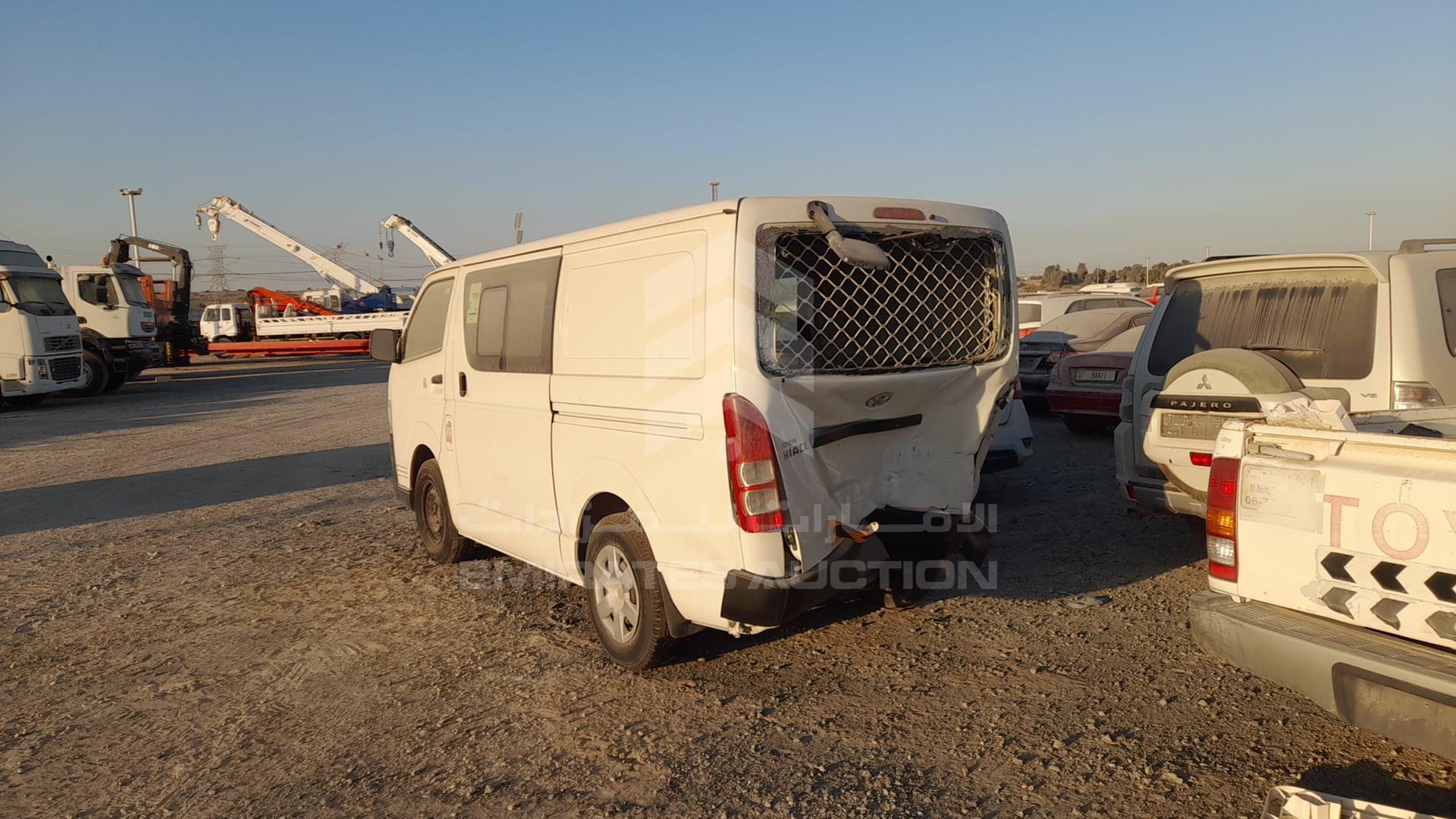 2018 TOYOTA HIACE VIN: JTFHX02P3J0117606