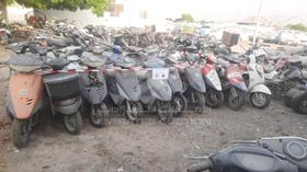 20 Scooter - Scrap without document — Full Front View — Photo 2 — Thumbnail