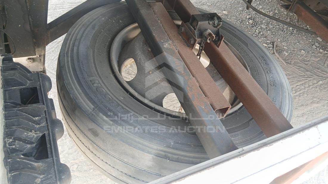 2014 Mitsubishi Canter — Spare Tyre — Photo 19
