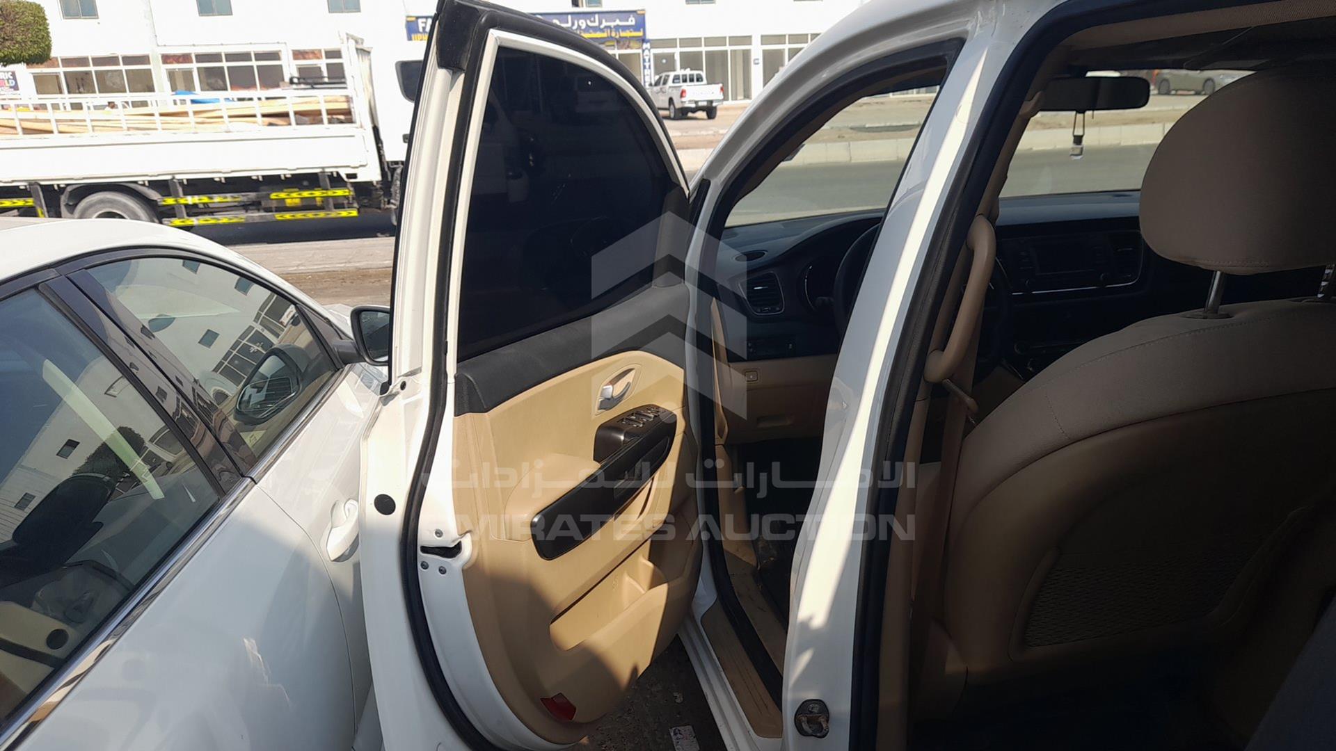 2020 KIA CARNIVAL VIN: KNAMB8121L6645488