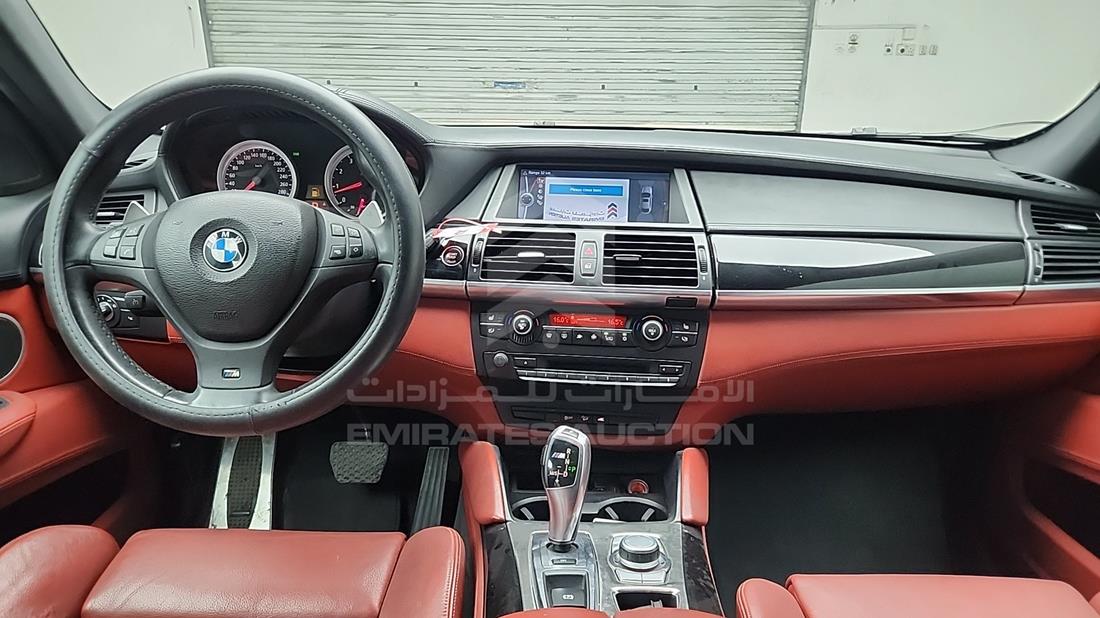 2010 BMW X6 — Entertainment Systems & Camera Monitor & Navigation — Photo 15
