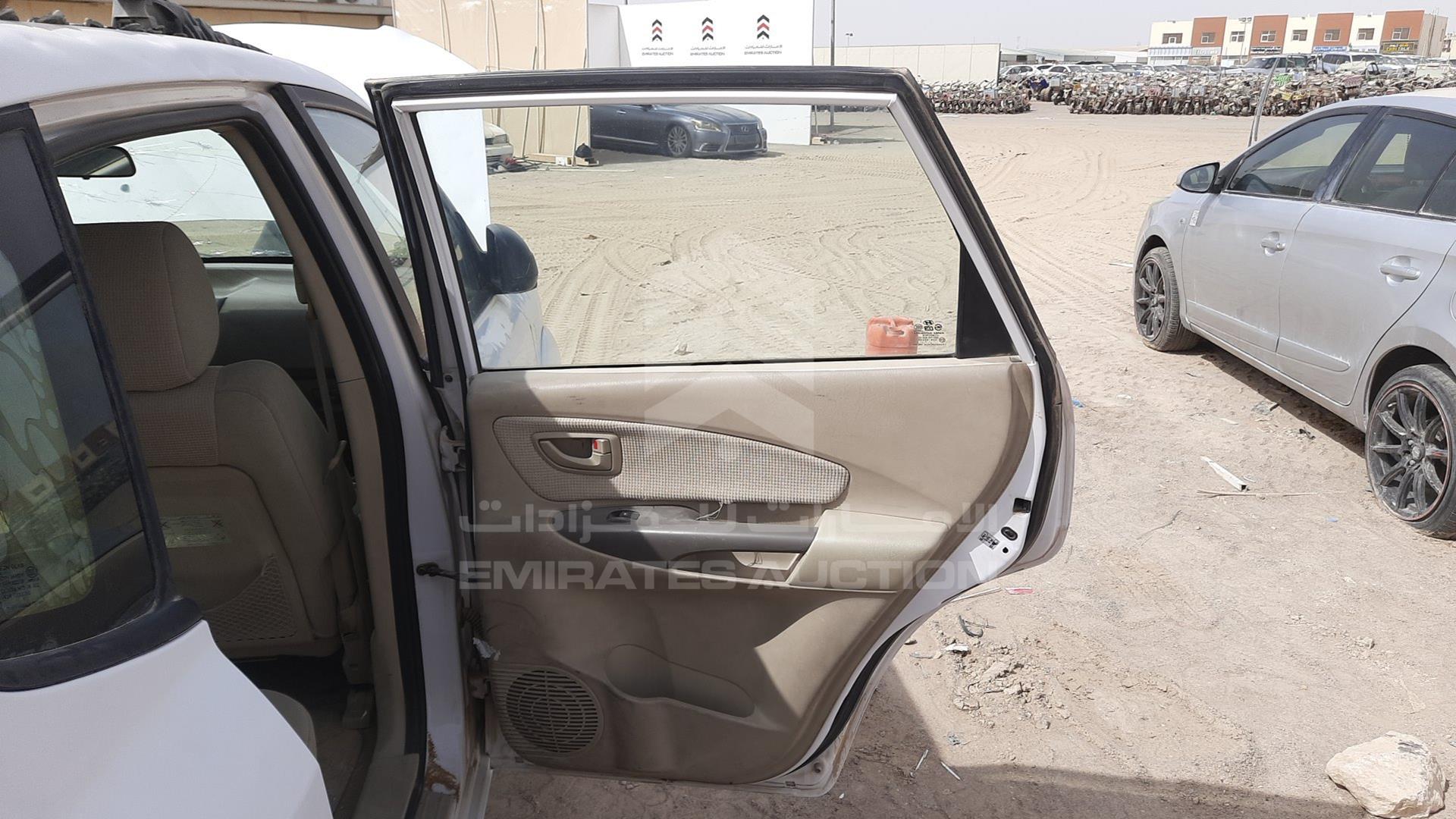 2008 HYUNDAI TUCSON VIN: KMHJM81D08U746604