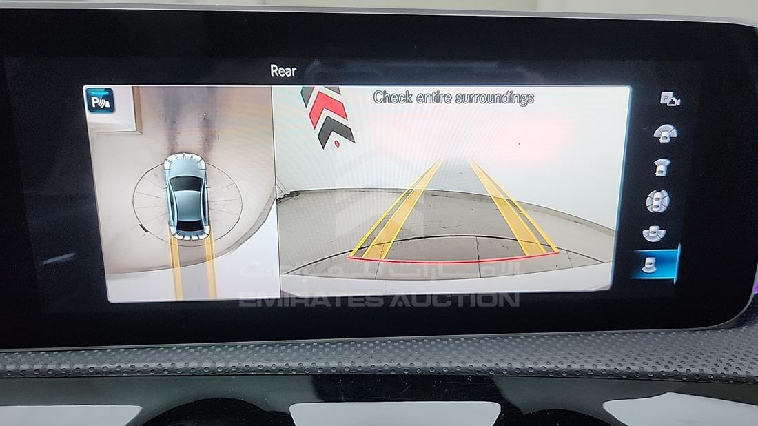 مرسيدس A 35 2020 — نظم الترفيه وكاميرا المراقبة والملاحة — صورة 20