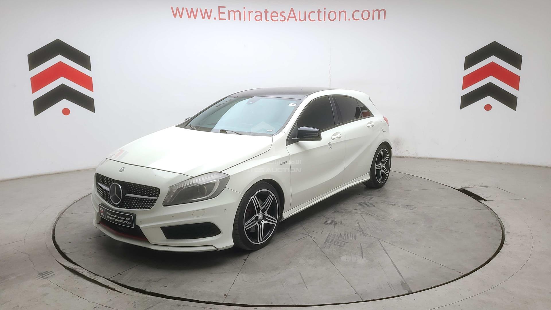 2013 MERCEDES A 250 VIN: WDDBF4EB9DJ070692