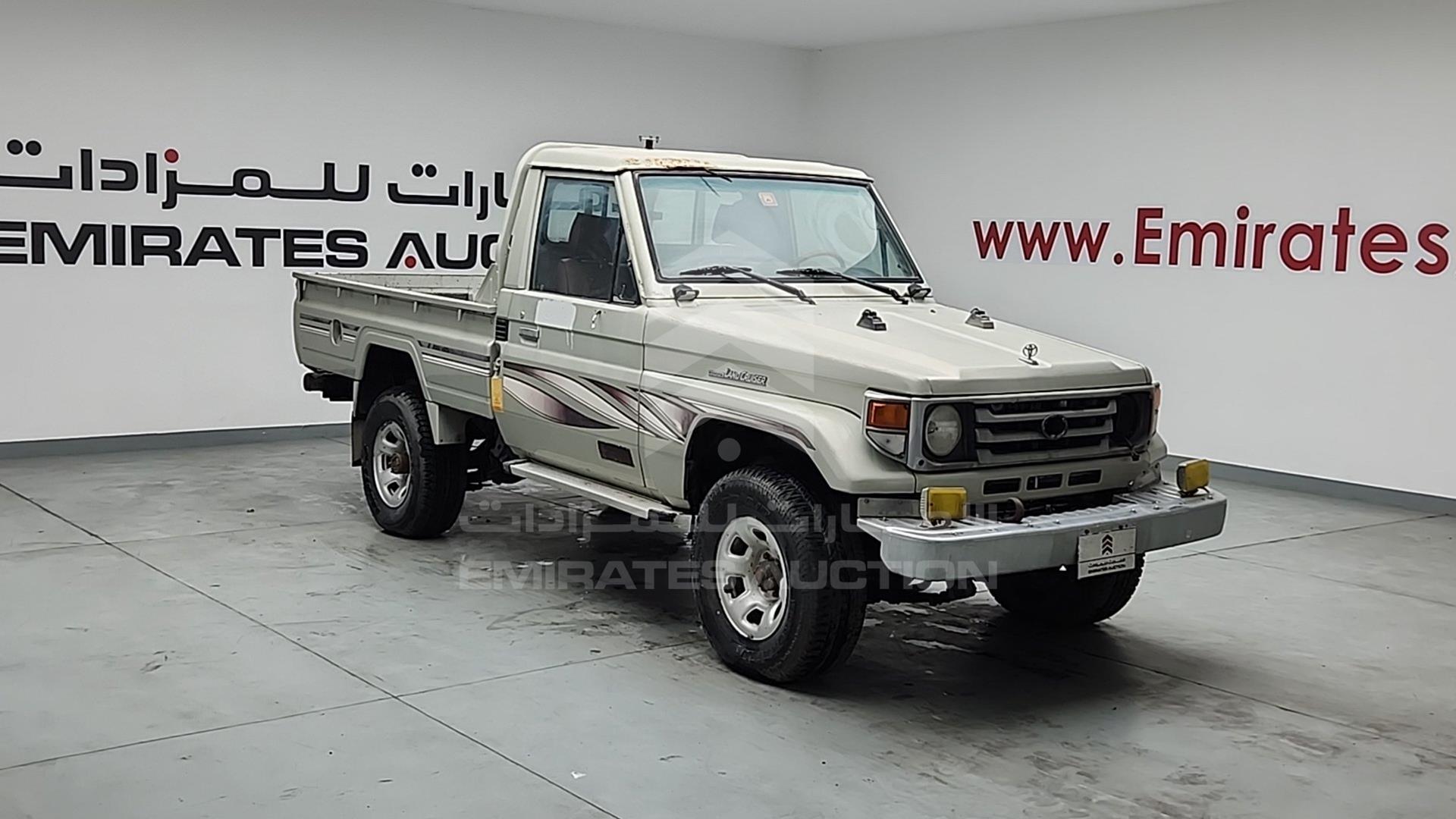 1993 TOYOTA LAND CRUISER VIN: FZJ750006855