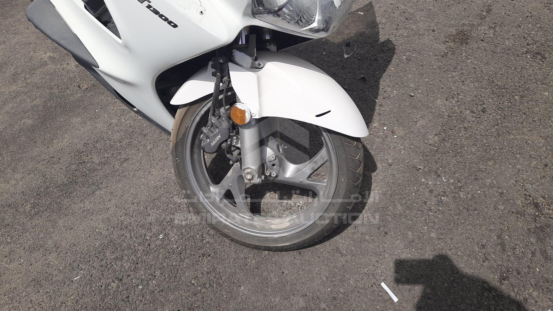 2007 HONDA MOTORBIKE VIN: JH2SC51847K510052