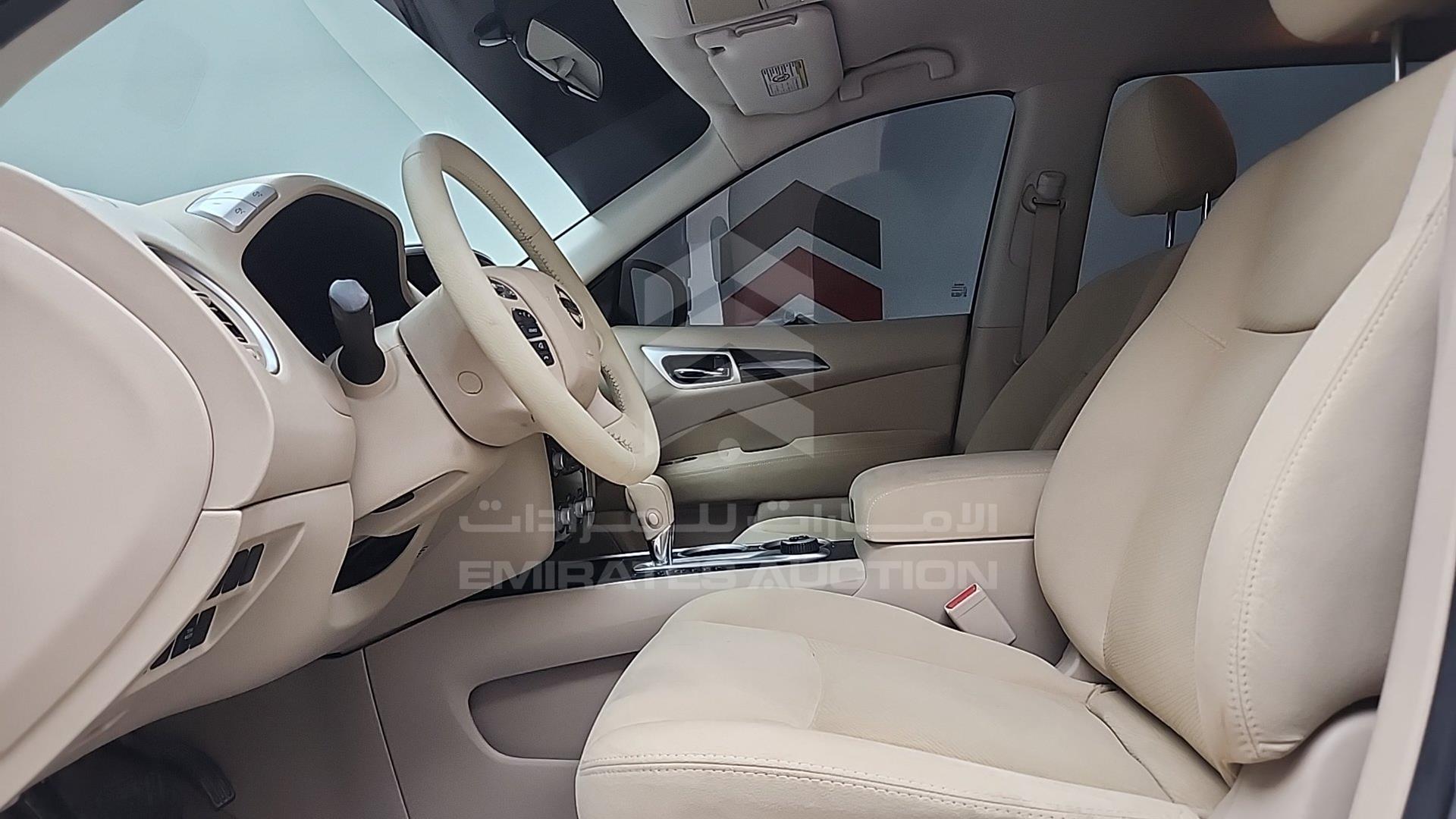 2015 NISSAN PATHFINDER VIN: 5N1AR2M54FC704037