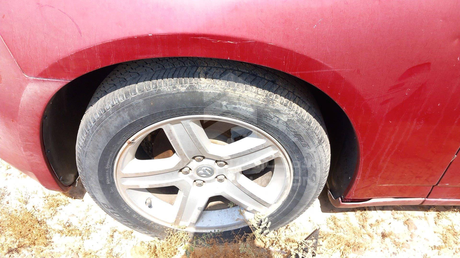 2008 DODGE CHARGER VIN: 2B3KA33G78H169053