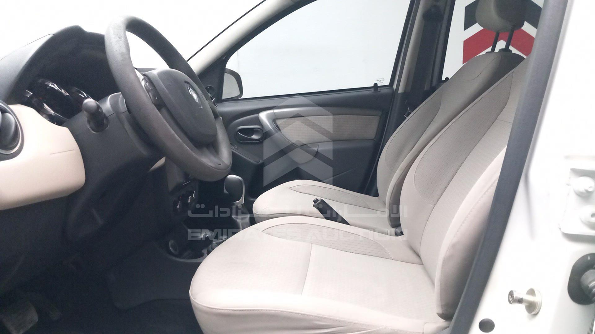 2018 RENAULT DUSTER VIN: VF1HSRGJ5JH414618