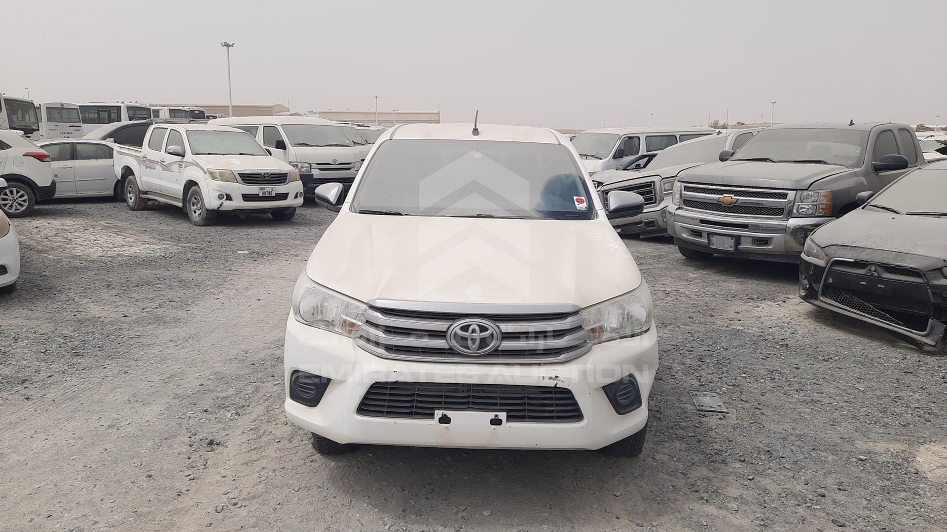 2020 TOYOTA HILUX VIN: MR0DX9CD9L2525357