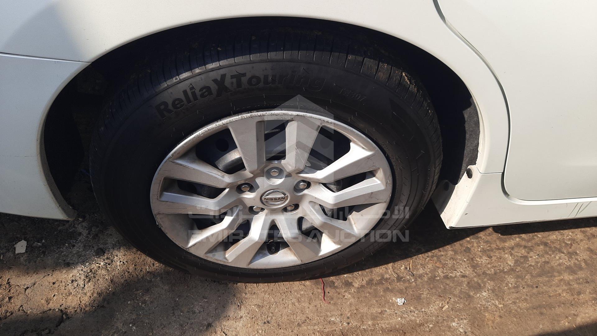 2018 NISSAN ALTIMA VIN: 1N4AL3A9XJC276332