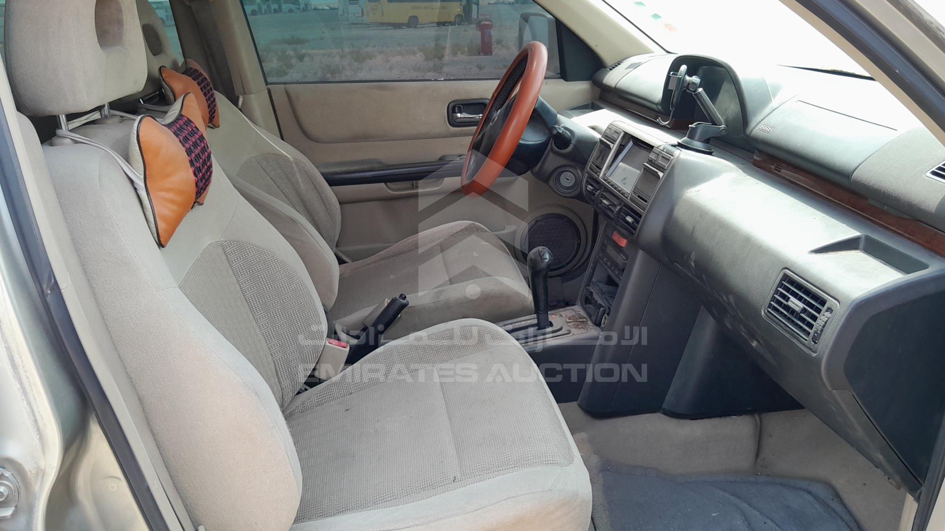 2003 NISSAN X-TRAIL VIN: JN8BT05Y13W005180