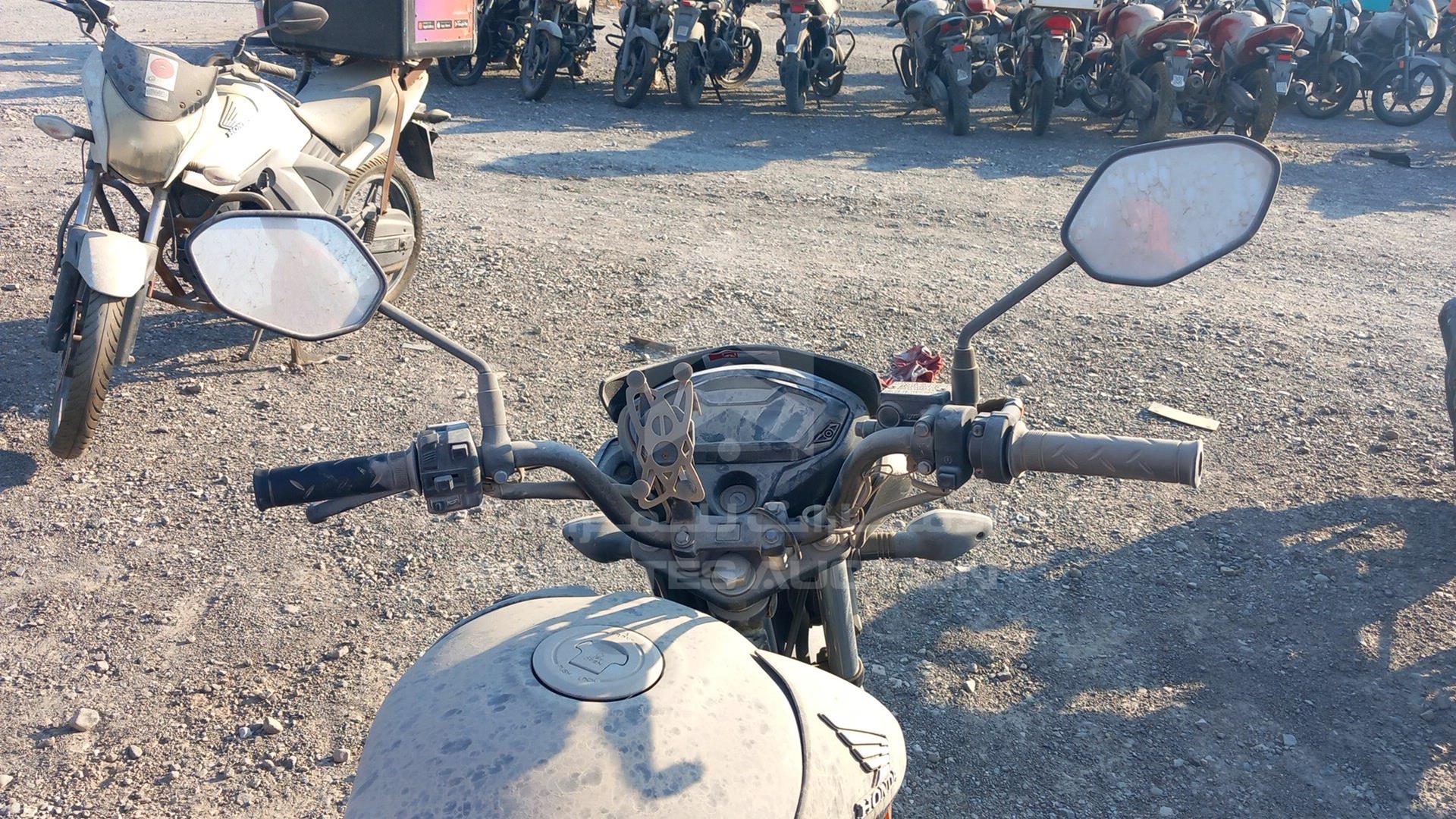 2022 HONDA UNICORN VIN: ME4KC20F8NA006182
