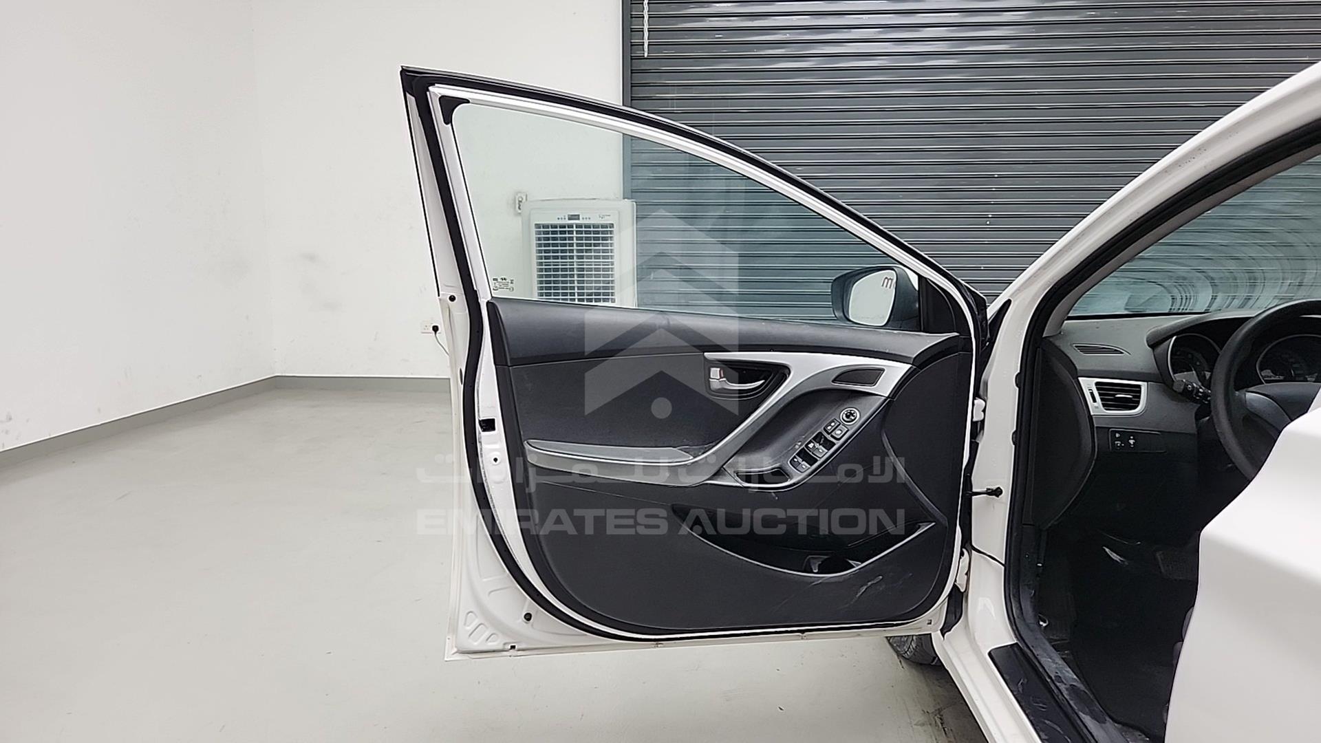 2015 HYUNDAI ELANTRA VIN: KMHDG41C6FU409615