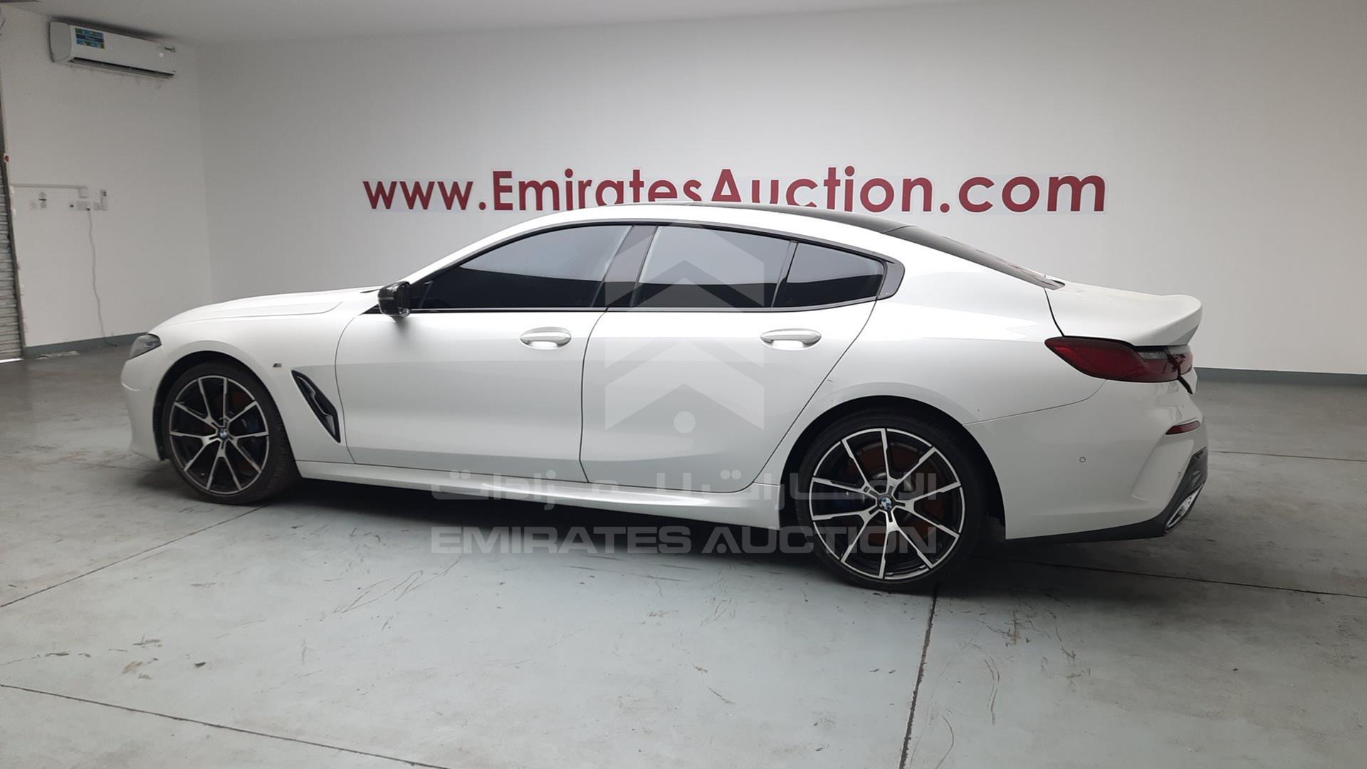 2020 BMW 840 VIN: WBAGV2A04LCE07560