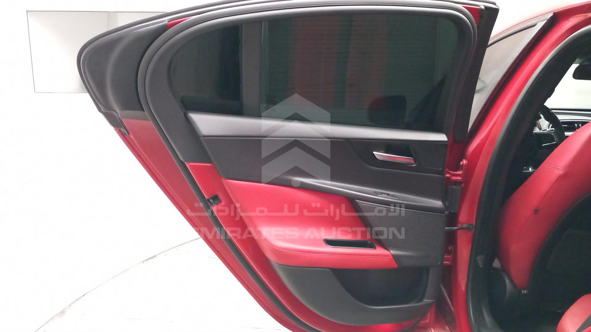 2016 JAGUAR XE VIN: SAJAB4BV8GA909222