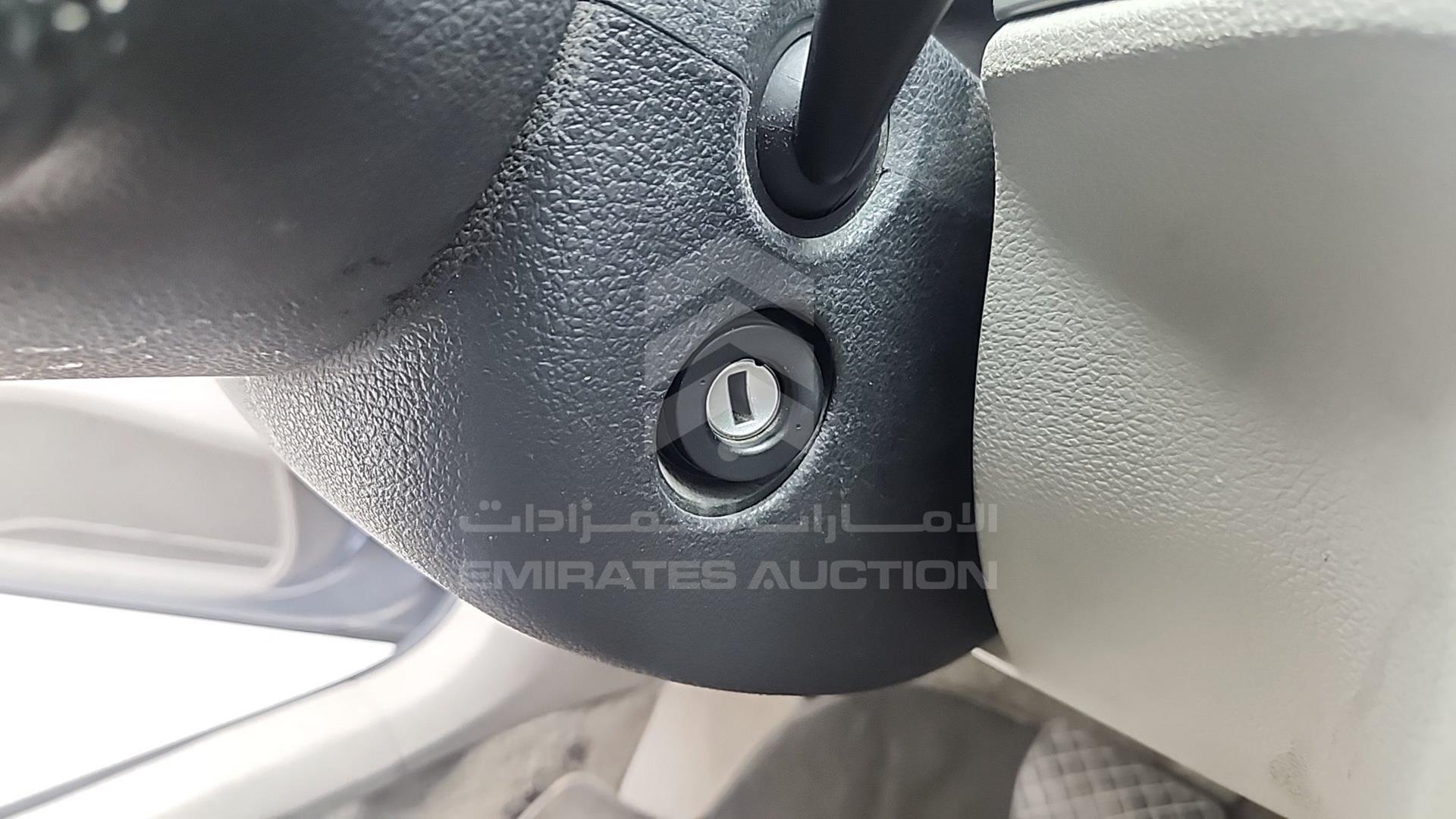 2015 VOLKSWAGEN PASSAT VIN: WVWBR7A3XFC061072