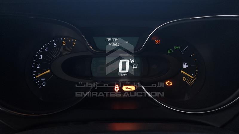 VF12RRHE8GW548059 Auction: EmiratesAuction Lot: 413690 VF12RRHE8GW548059 Renault Captur 2016 BROWN Photo 15
