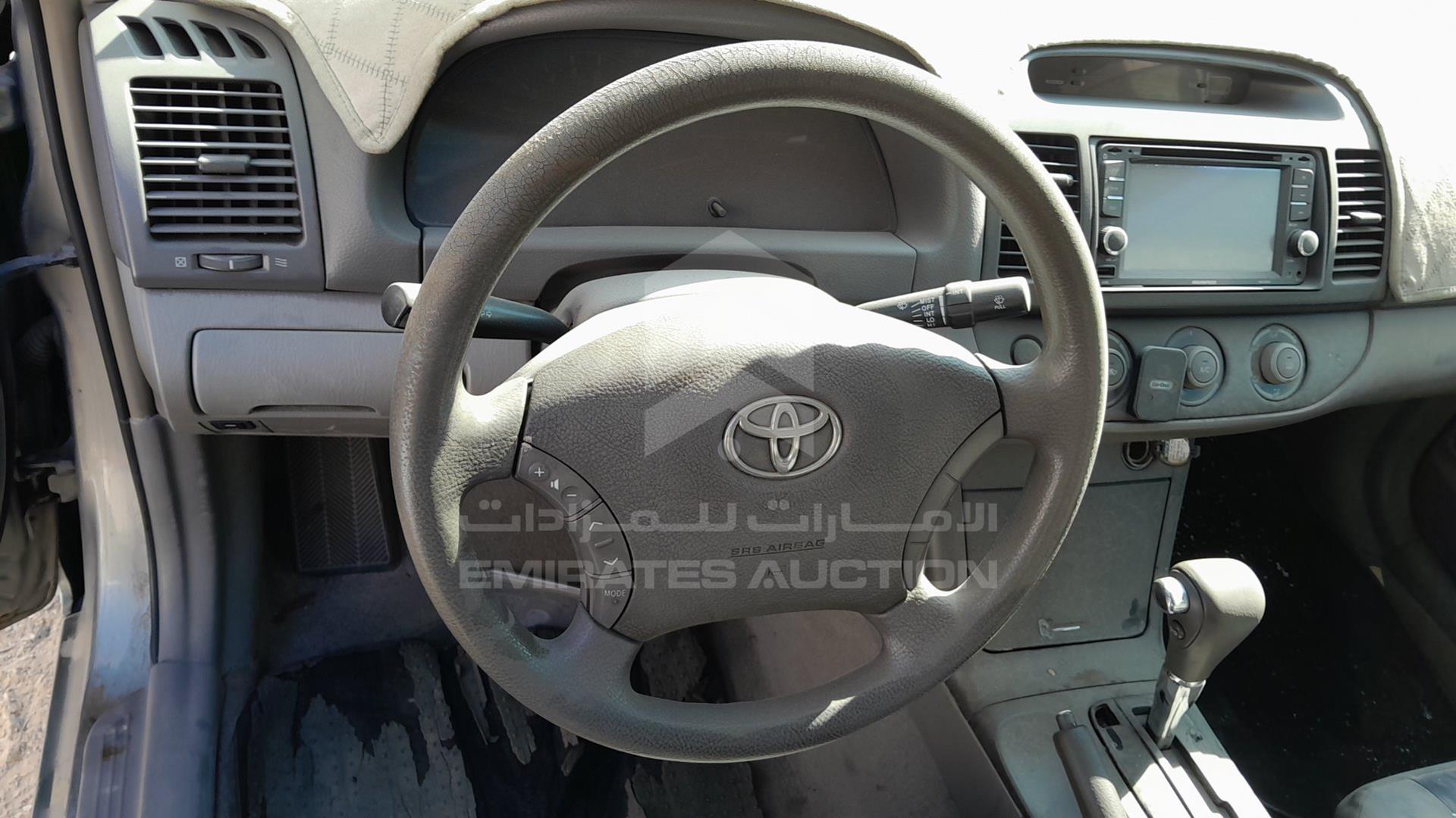 2005 TOYOTA CAMRY VIN: 4T1BE32K75U519682