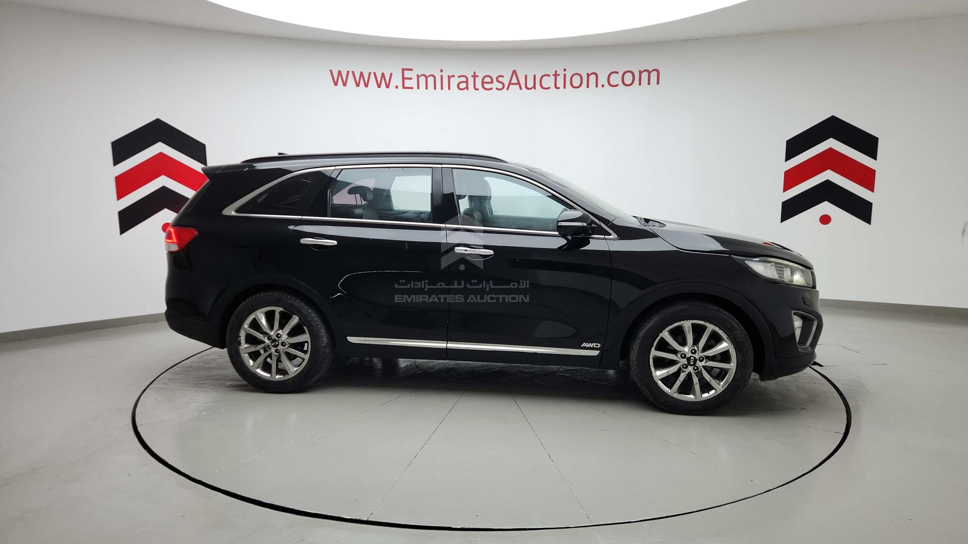 2016 KIA SORENTO VIN: KNAPH814XG5065519