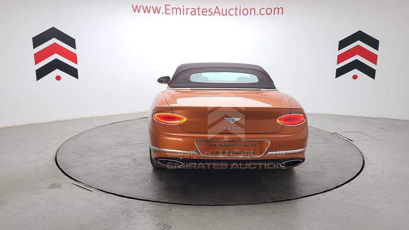 SCBDA3ZG8LC083991 Auction: EmiratesAuction Lot: 418778 SCBDA3ZG8LC083991 Bentley Continental 2020 ORANGE Photo 13