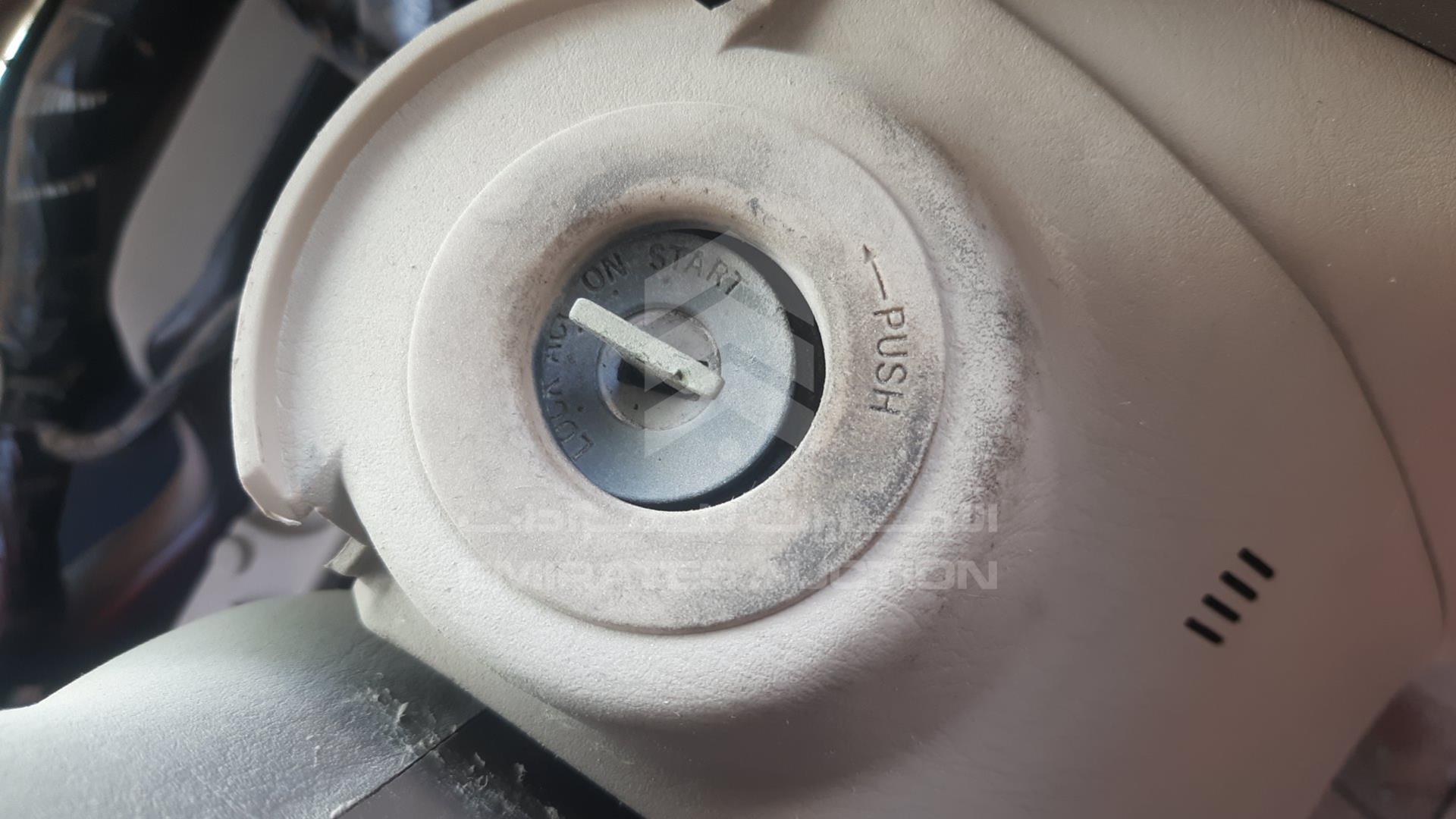 2002 TOYOTA LAND CRUISER VIN: JTEHJ09J025055058