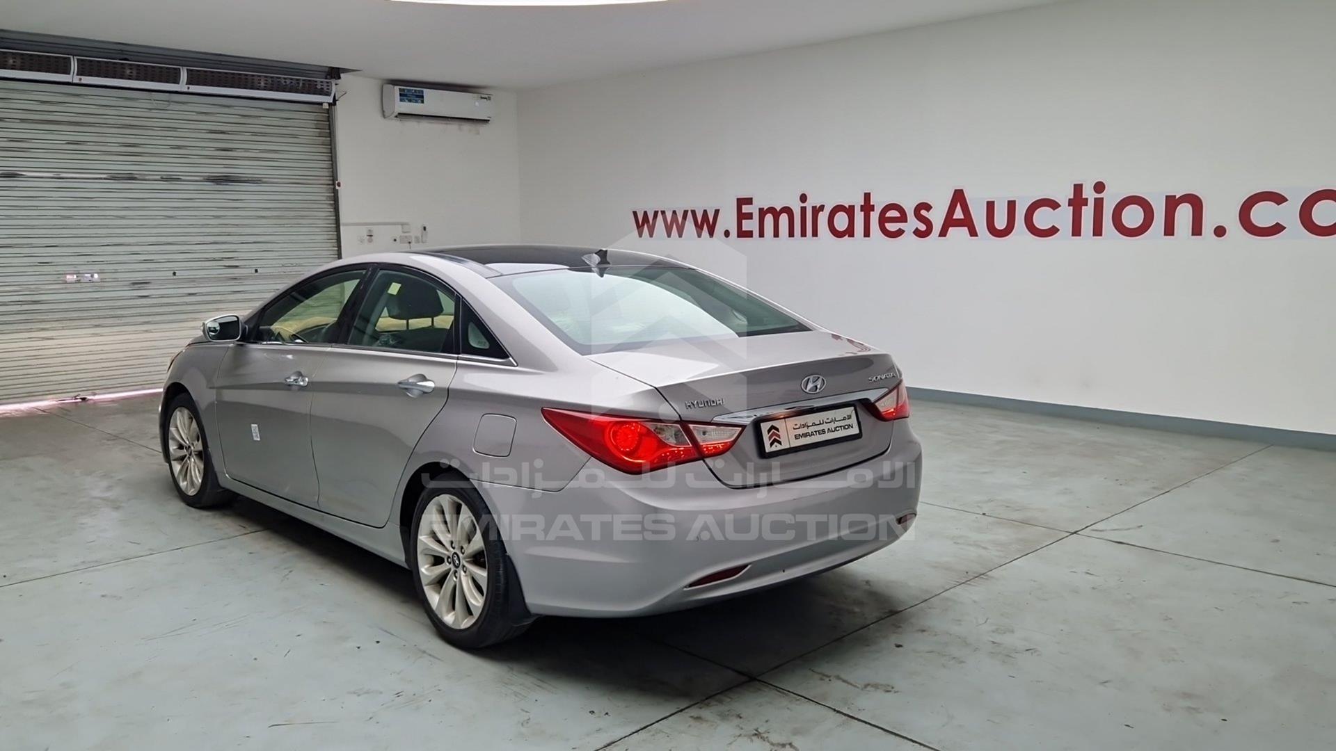 2012 HYUNDAI SONATA VIN: KMHEC41C2CA388372