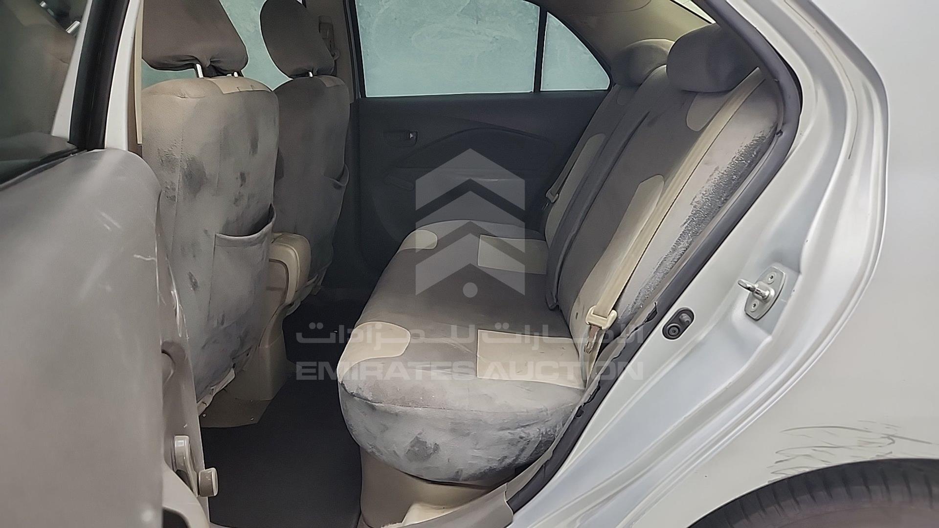 2011 TOYOTA YARIS VIN: JTDBW9238BL012286