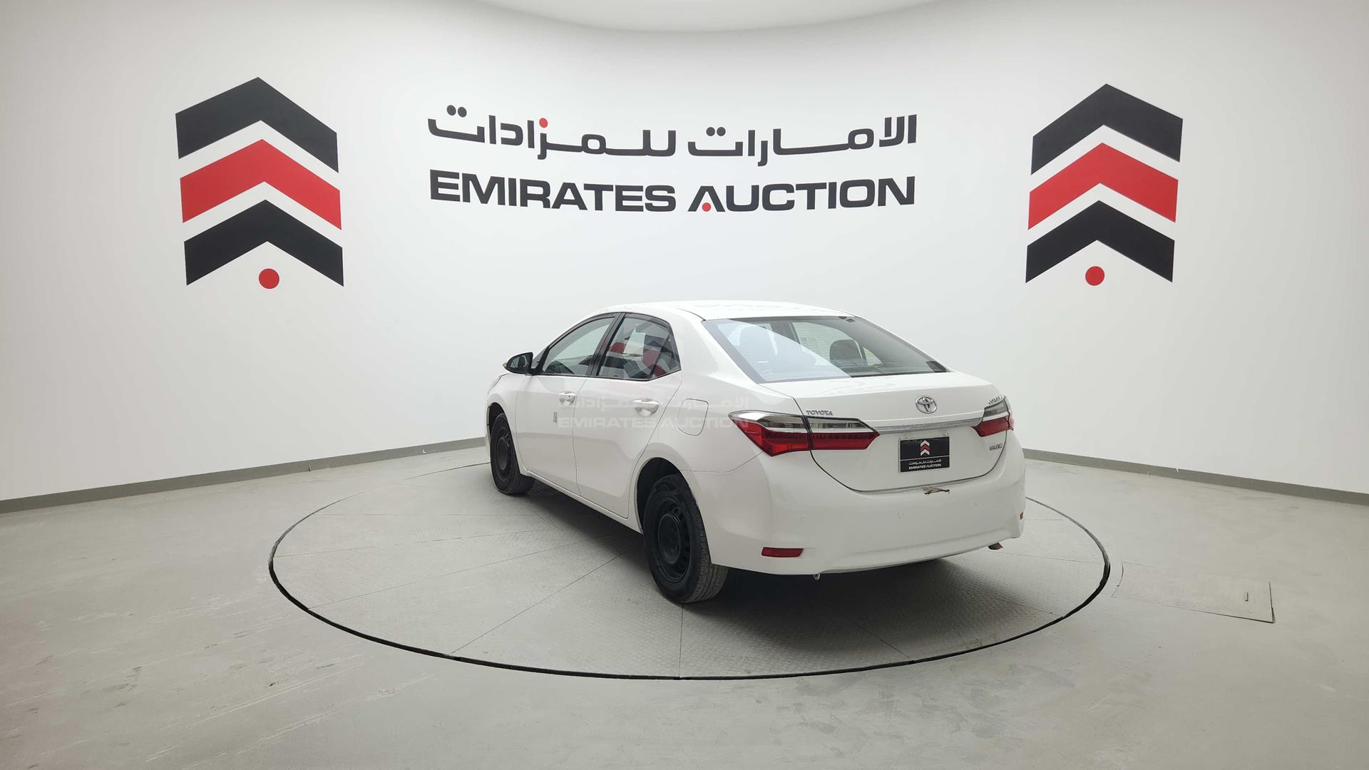 2018 TOYOTA COROLLA VIN: RKLBB9HE7J5213722