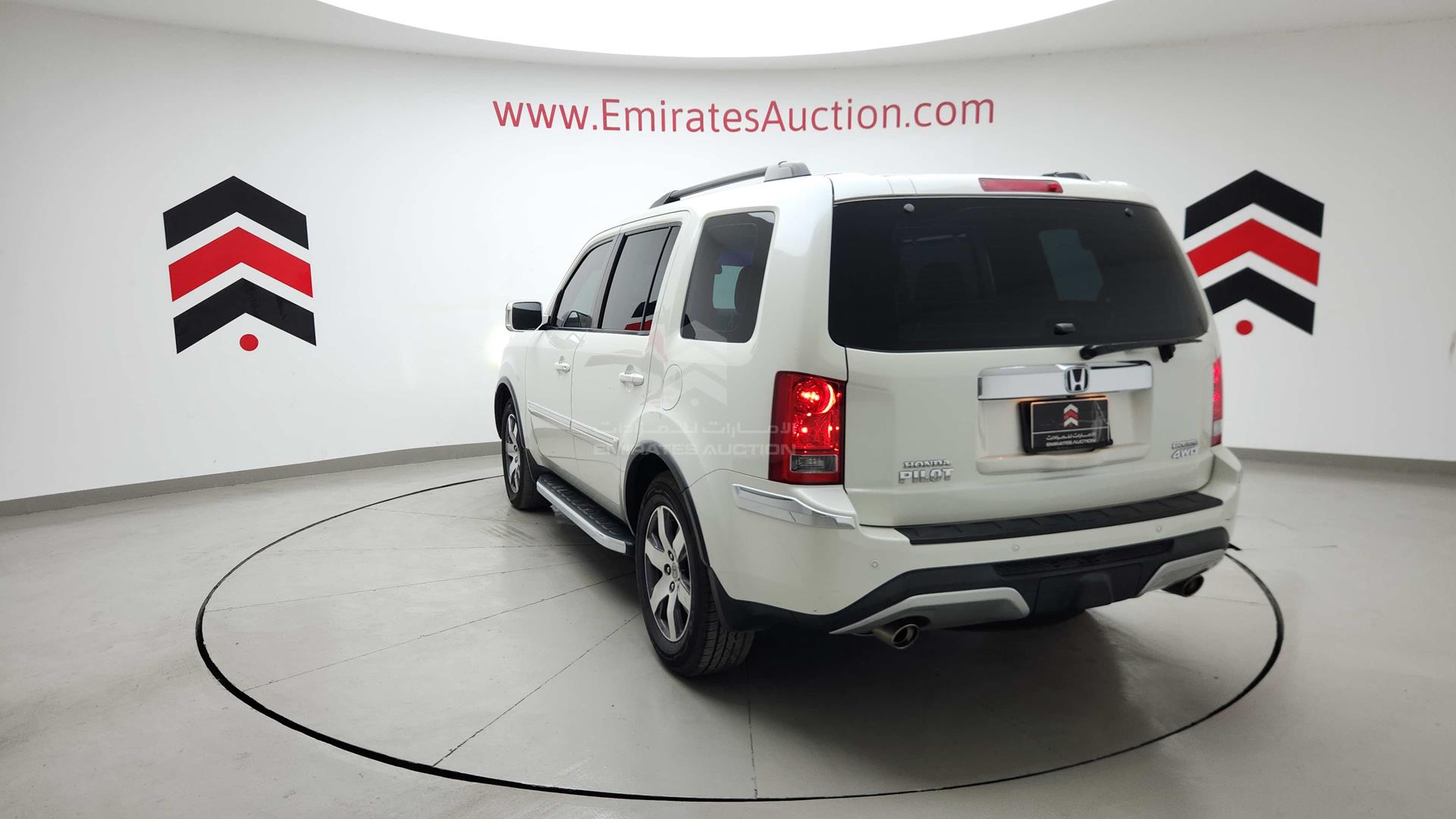 2015 HONDA PILOT VIN: 5FNYF4881FB701658