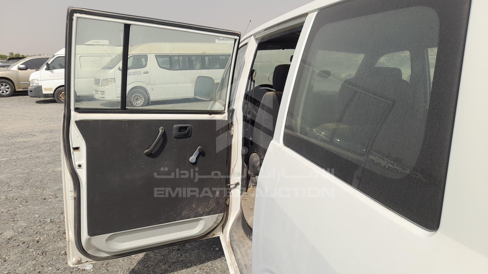 2015 SUZUKI APV VIN: MHYDN7A36FJ400275
