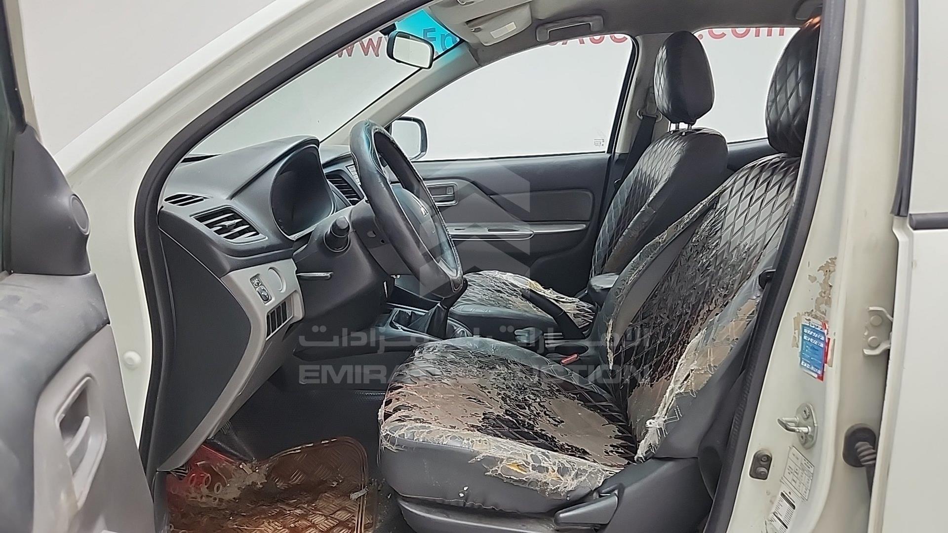 2016 MITSUBISHI L 200 VIN: MMBJNKJ40GH006158