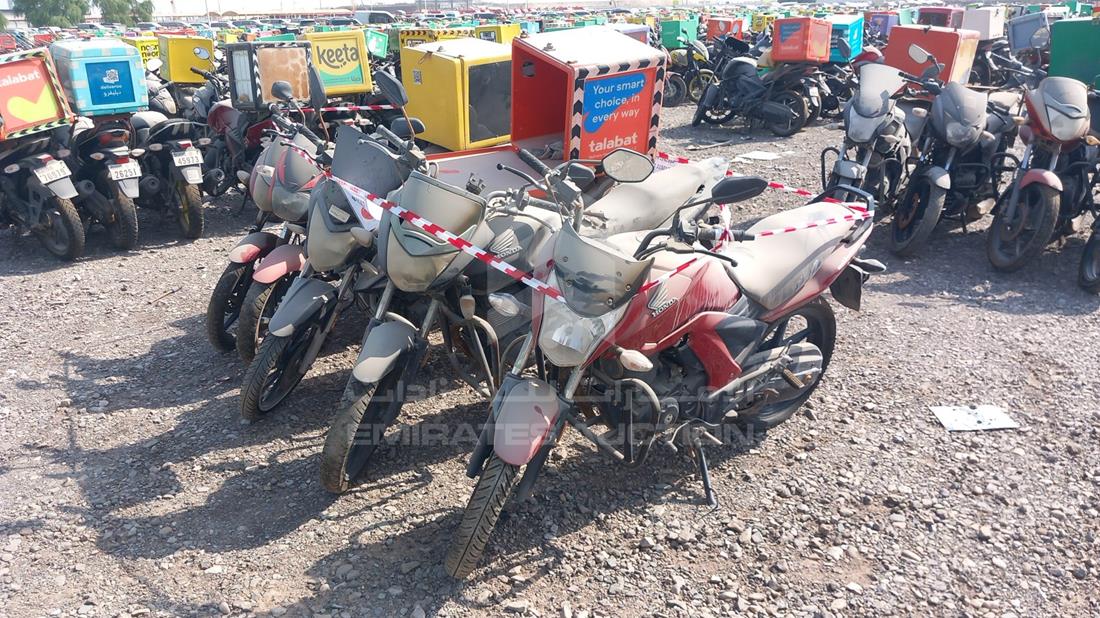 5 Motorbikes — Front Left Angle — Photo 6