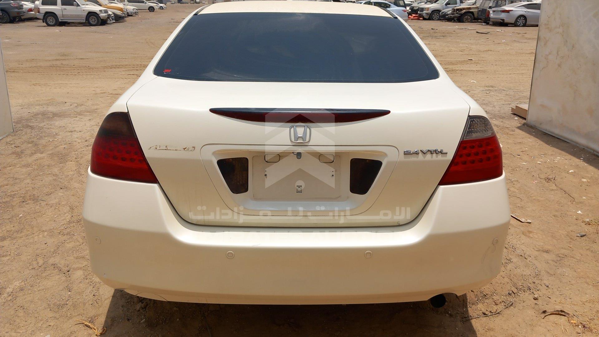 2006 HONDA ACCORD VIN: JHMCM56556C415306