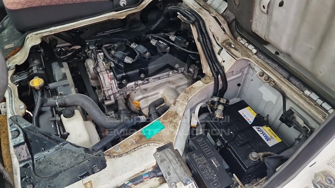 2014 Nissan Urvan — Engine Bay — Photo 23