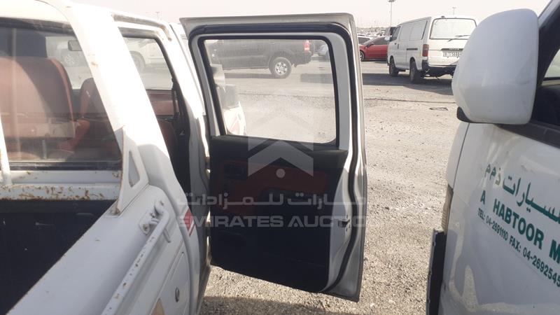 LJNTFU2K7FN006630 Auction: EmiratesAuction Lot: 406933 LJNTFU2K7FN006630 ZNA RICH 2015 WHITE Photo 21