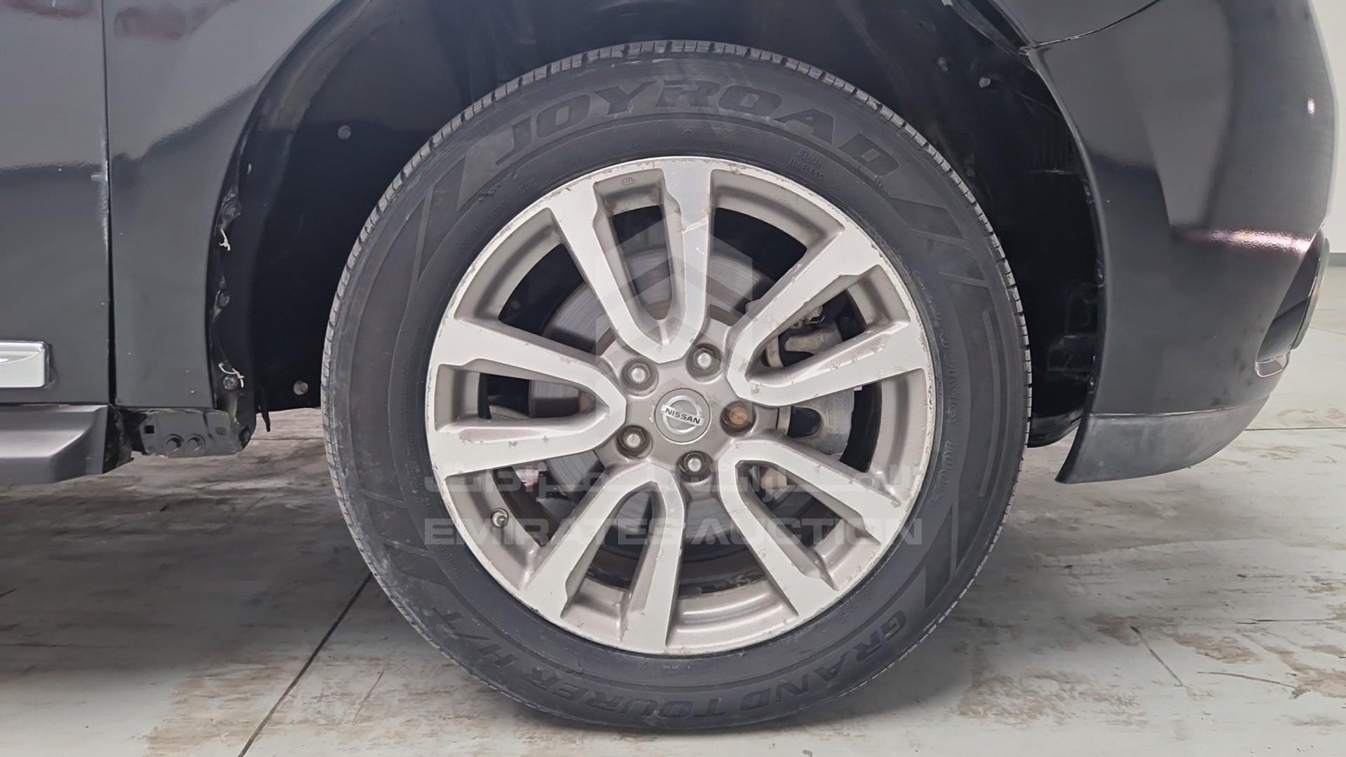 2015 NISSAN PATHFINDER VIN: 5N1AR2MM6FC620132