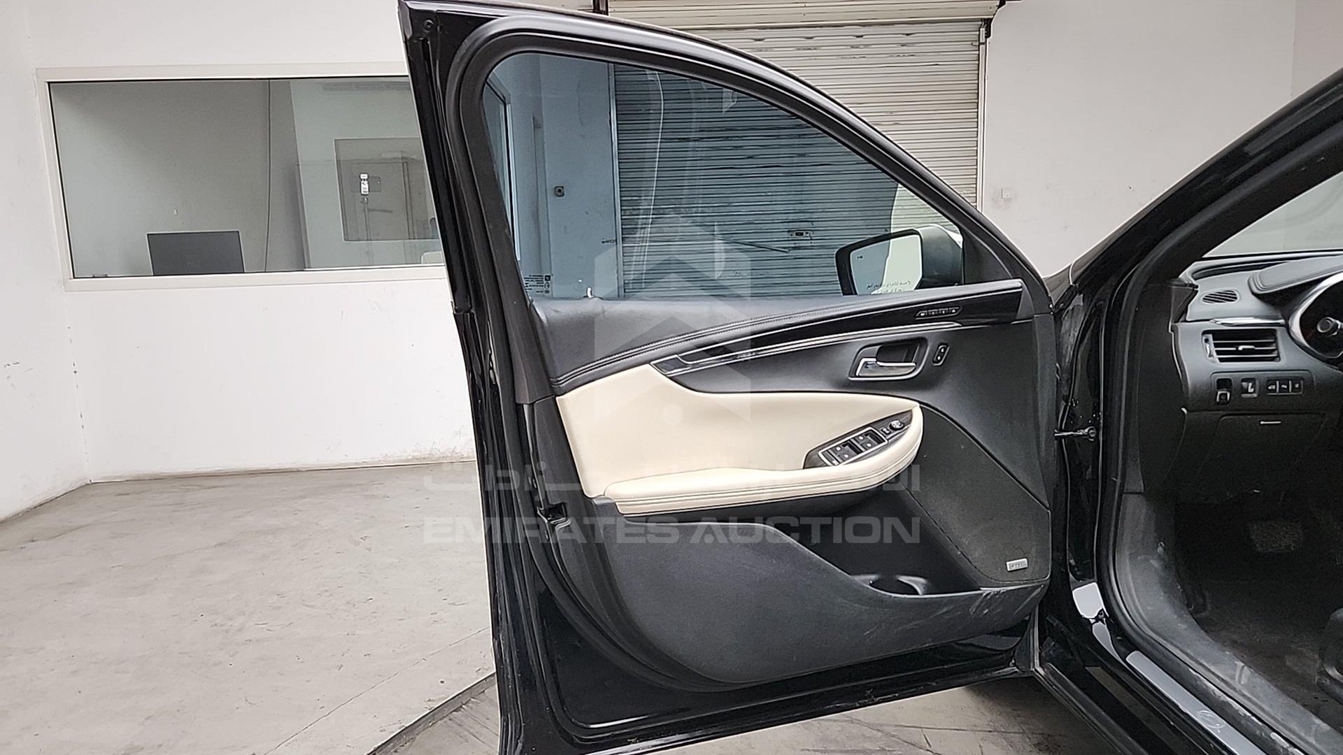 2018 CHEVROLET IMPALA VIN: 2G1135S32J9102822