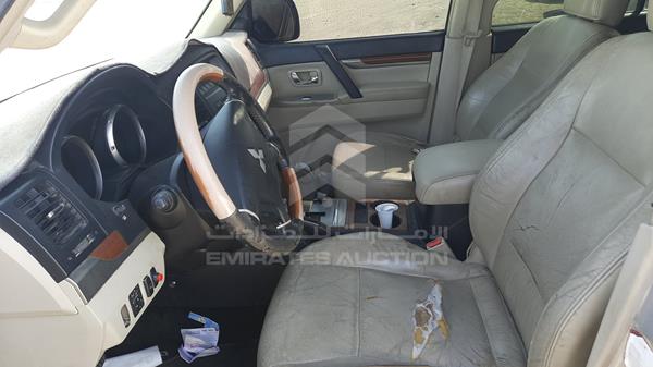 JMYLRV93W8J720721 Mitsubishi Pajero
